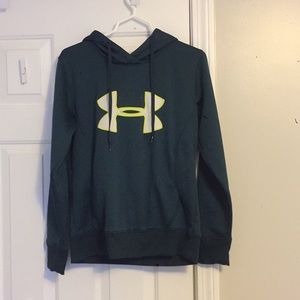 Under Armour sweatshirt